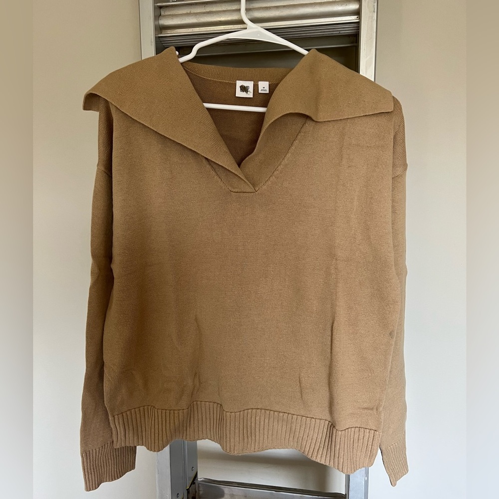 Medium wide collar GAP Sweater